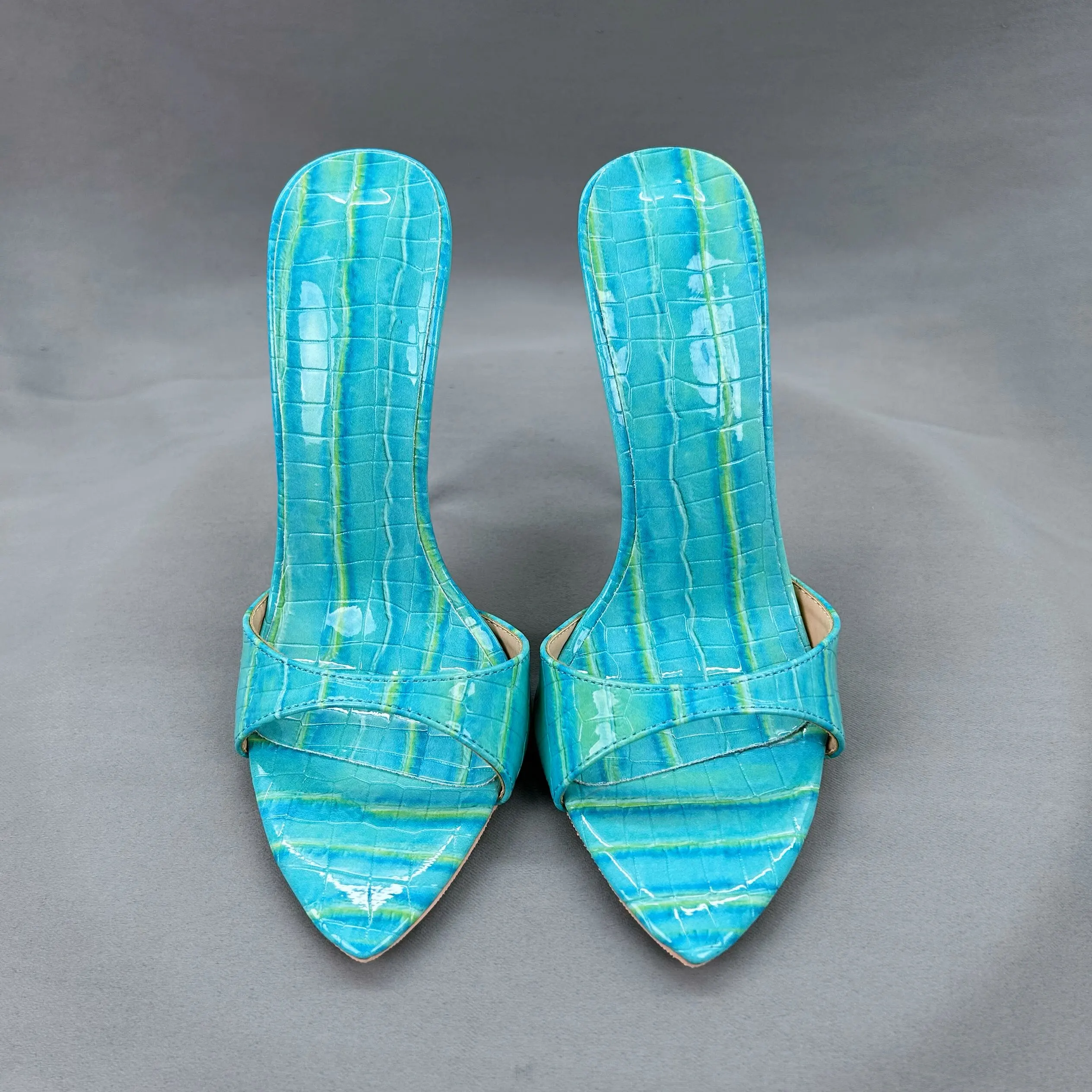 Sexy European and American pointed crocodile pattern fine heel sandals with patent leather for versatile high heels
