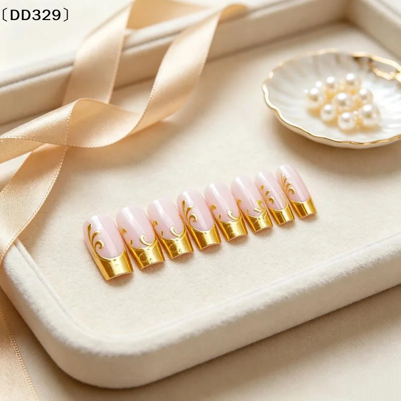 24Pcs Square Shape Nude Golden Gilding Flora Design Full Cover Press On Artificial Nails Medium Long Fake Nails For Women〔DD329〕