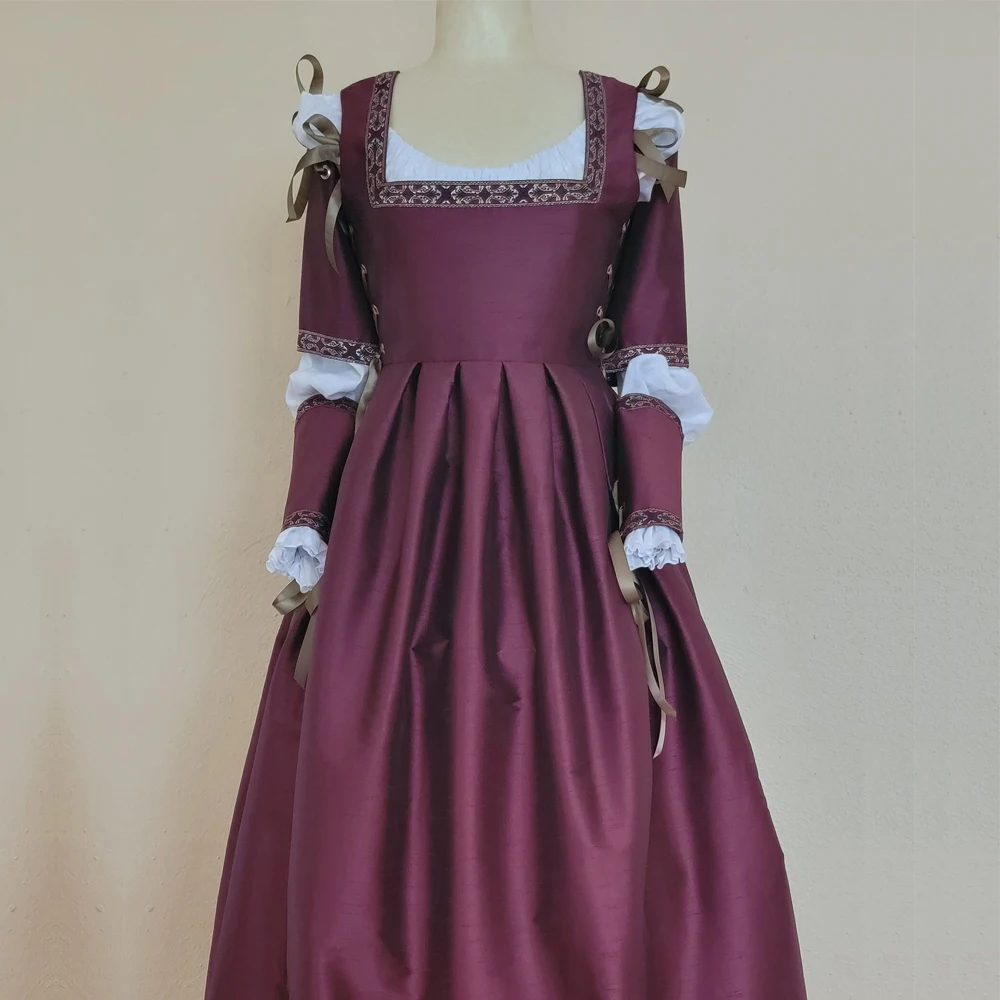 15th Century Italian Renaissance Dress Tudor Elizabethan Costume Medieval Vintage Renaissance Faire Dress Historical Ball Gown