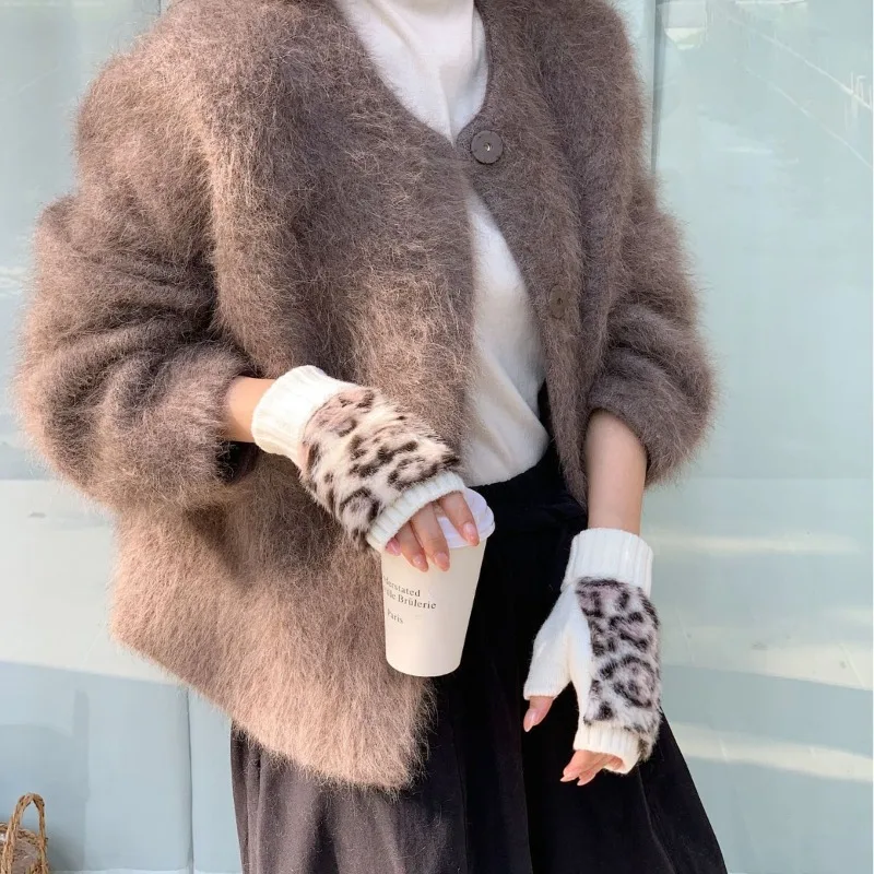 Knitted Gloves Fashion Knitted Gloves Autumn and Winter Warm Gloves Women's Cute Leopard Print Finger Gloves
