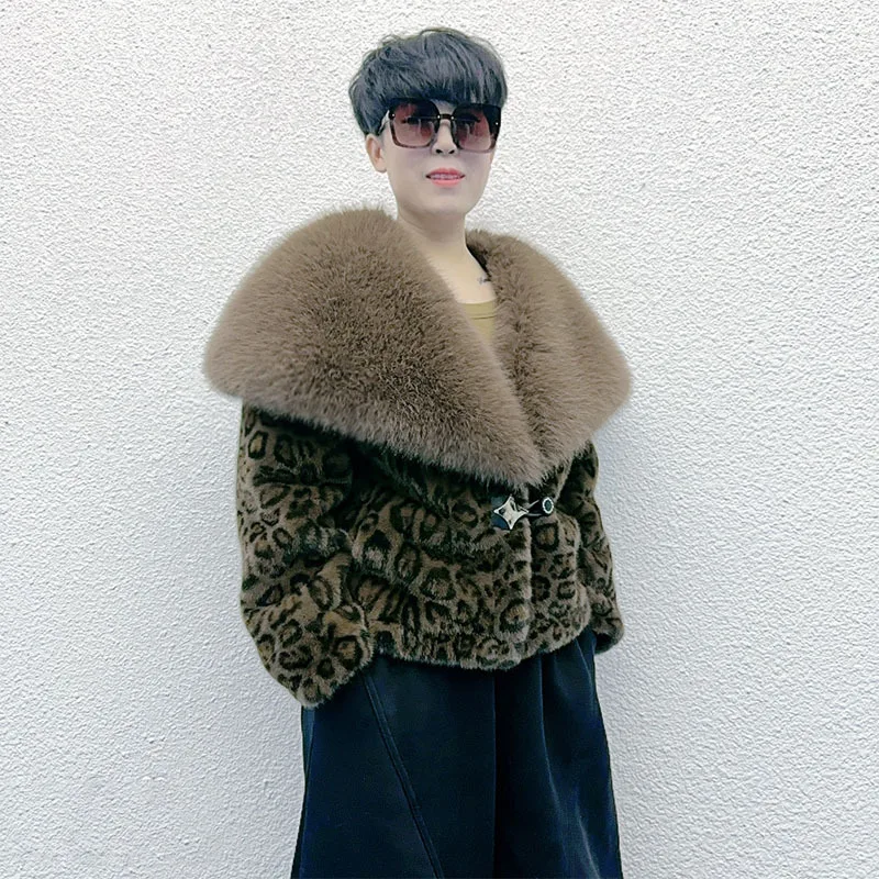 High Quality Integrated Design Fashionable and Trendy Winter Thick Women's Leopard Print Fur Coat