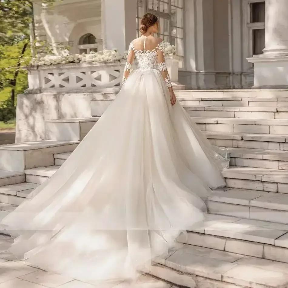 فساتين زفاف على Zhu أنيقة مخصصة على شكل حرف a وأكمام طويلة 2025 مطرز بالخرز المتلألئ ثوب زفاف Vestidos De Novia