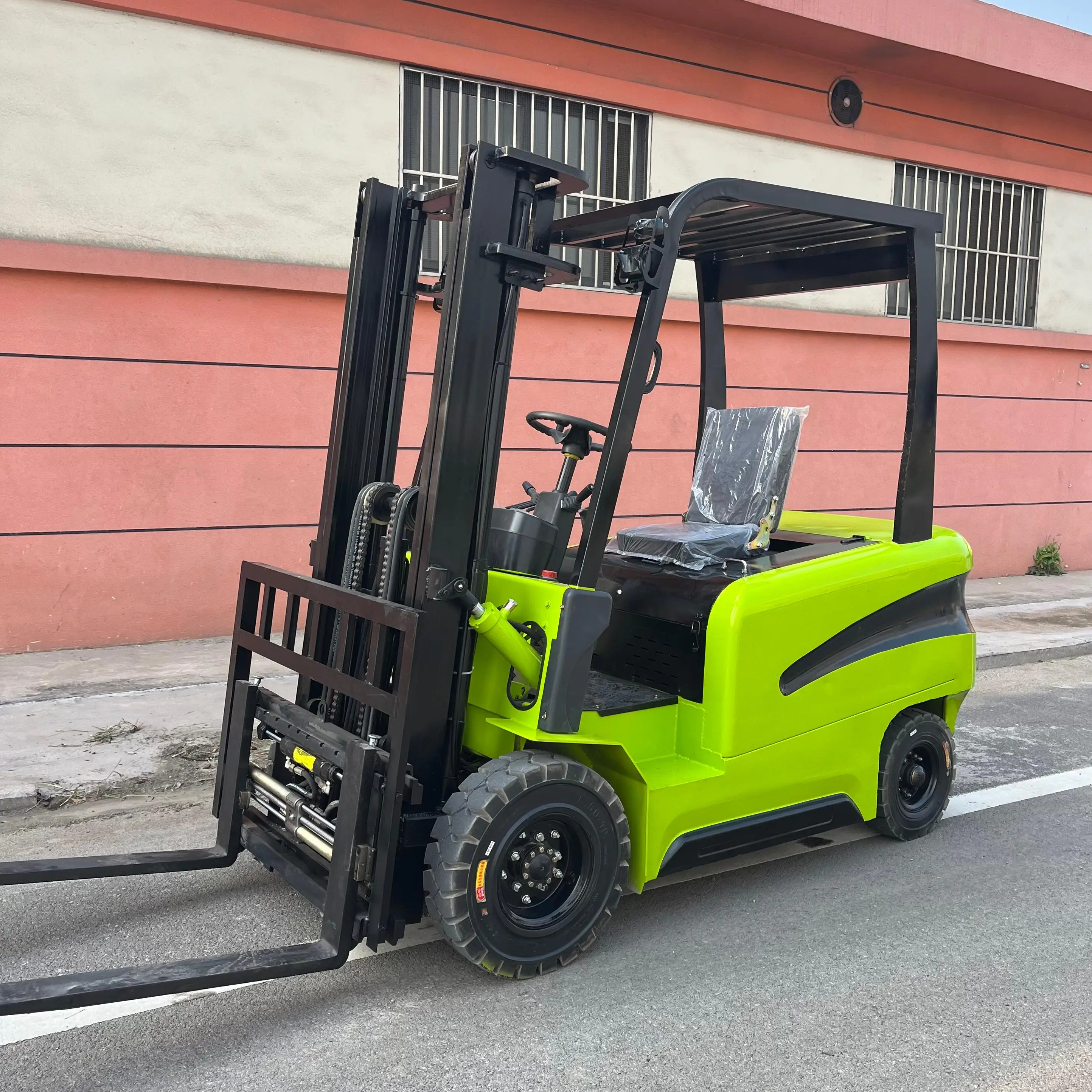 China hot new energy electric forklift small 1.5 tons 2 tons  hydraulic fully electric forklift for sale