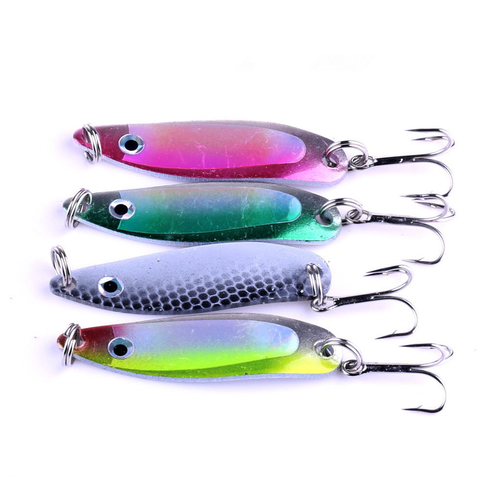  1PCS Hot 5CM/6.5G Metal Sequin Fishing LURE Artificial Bait 3D Eyes with Ring and Three Hooks 