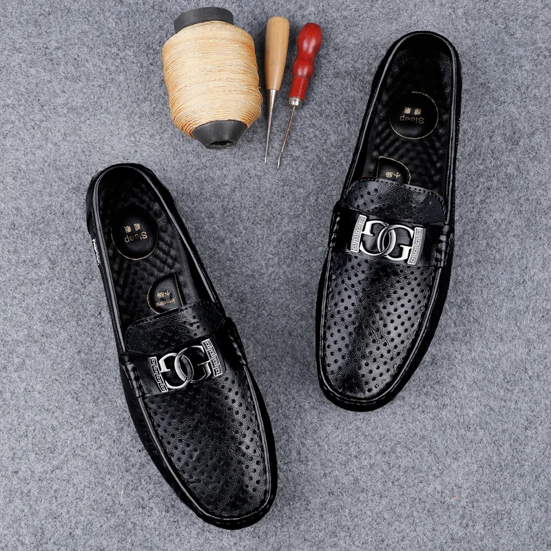 

Роскошные новые летние мужские лоферы из 100% натуральной кожи, повседневная пляжная обувь для пар, модные сандалии высокого качества