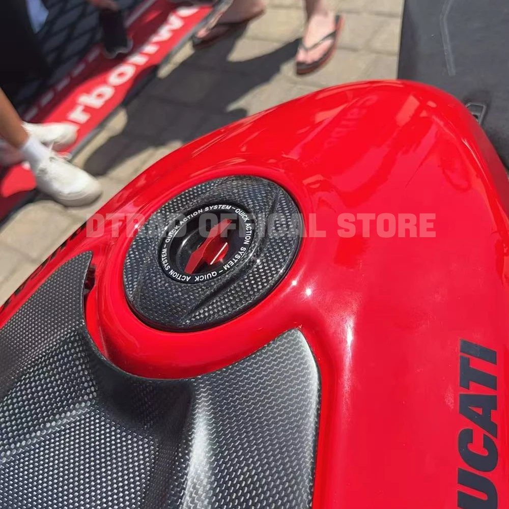2018-2025 For DUCATI Panigale V4 R V2 Streetfighter V4S V2 Carbon Fiber Keyless Fuel Tank Cap Quick Release Gas Oil Petrol Cover