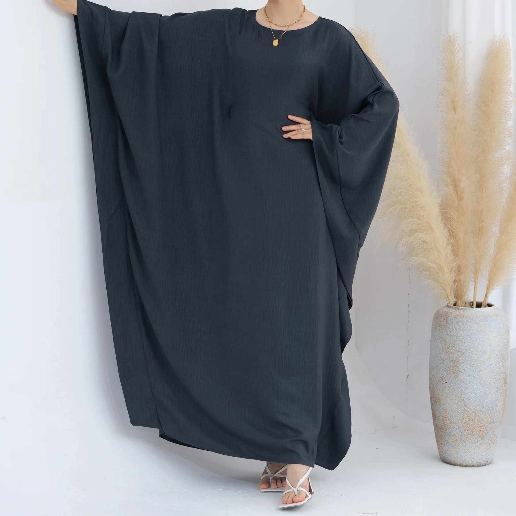 Gaun Maxi longgar lengan kelelawar wanita Abaya polos Muslim Kaftan Dubai Turki gaun Arab pesta Islam Kaftan pakaian longgar