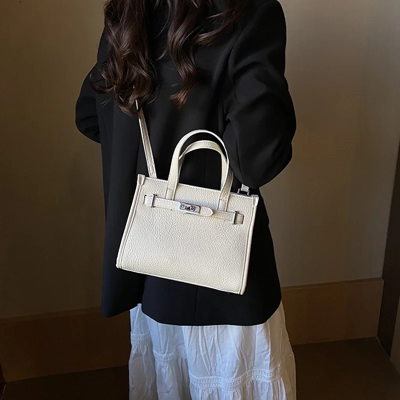 

Elegant Luxury Women's Crossbody Bag Designer Leather Shoulder Handbag Ladies Tote Messenger Purse Premium Branded Style