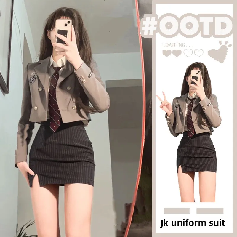 Vestido orme JK F de Outono Estilo Escolar de Drama Coreano Conjunto de Duas Peças Estilo Suave para o Dia a Dia S...