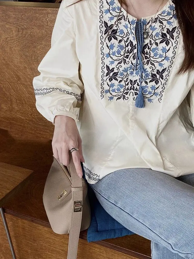 Ethnic Style Embroidered White Shirt New Long Sleeved Women's Forest Style Top Small and Fresh