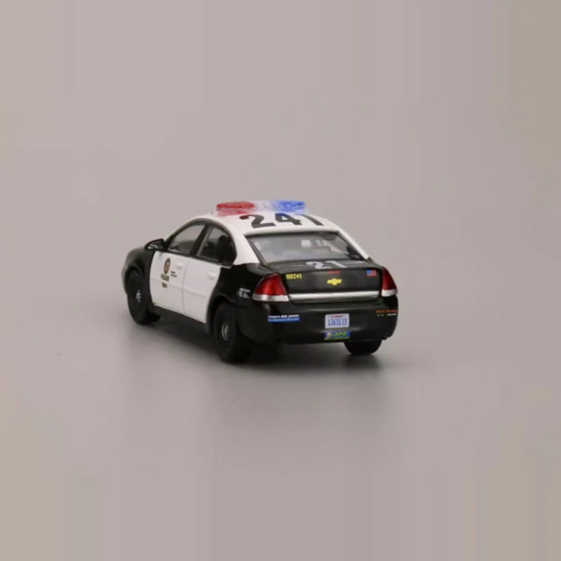 596 Model 1/64 Scale Impala Police Alloy Car Model Classics Adult Souvenir Gift Static Display