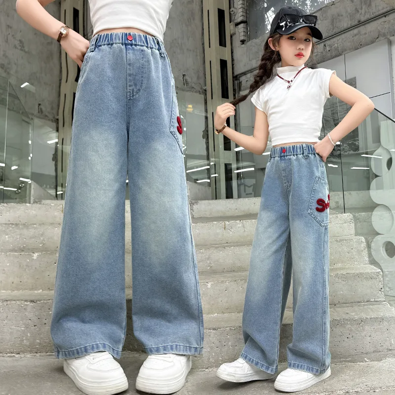 

New Autumn Girl Jeans for Children High Fashion Spring Straight Fit Denim Pants Kids Trousers with Towel Embroidery Side Pocket