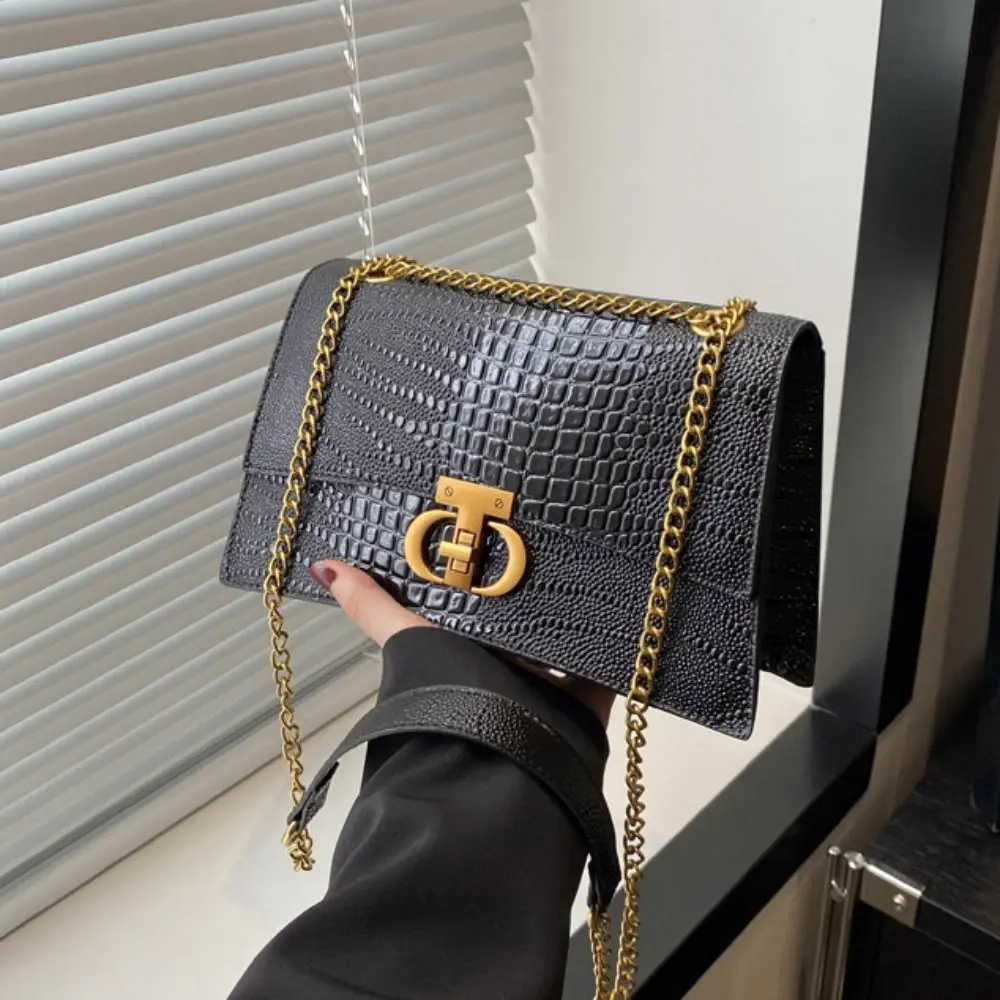 

Fashion Pu Leather Chain Underarm Bag Solid Color Luxury Classic Shoulder Bag Handbag Small Messenger Bag Travel