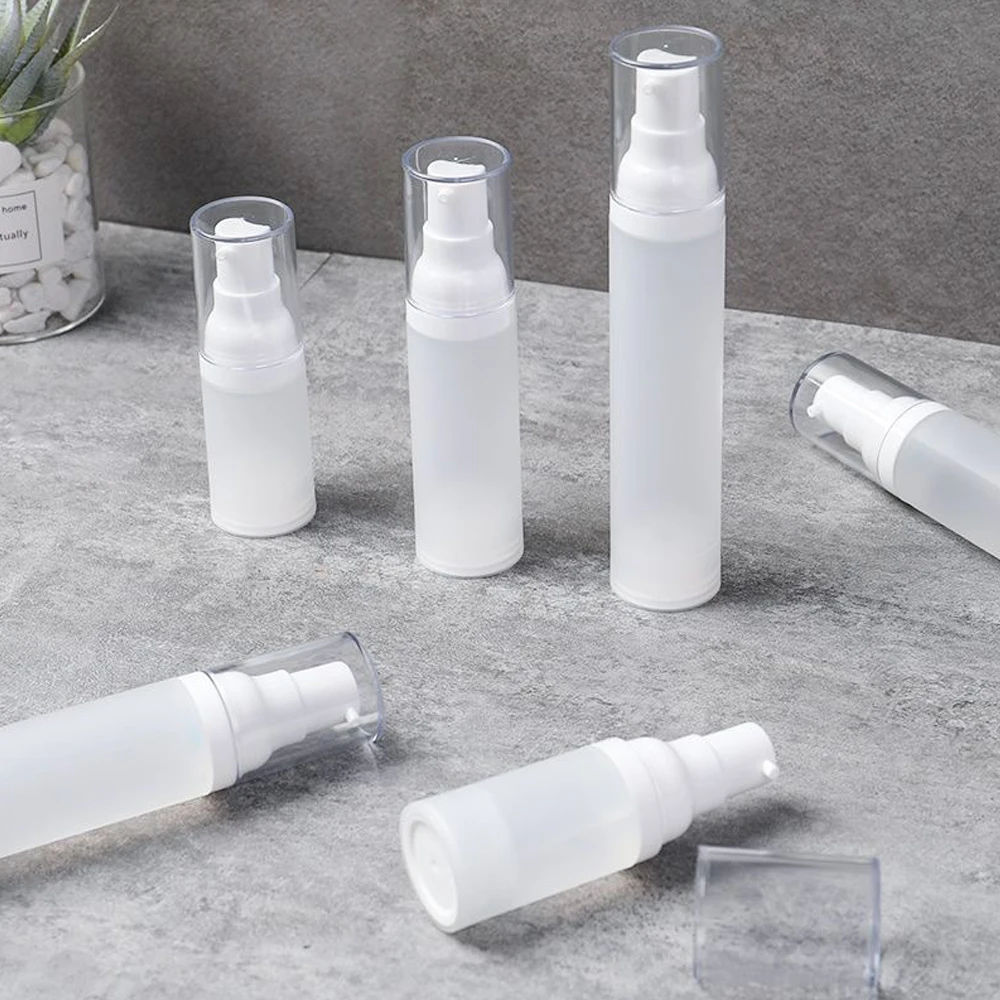 Draagbare vacuüm hervulbare flessen Cosmetische lotion Crèmecontainer reispompfles 15ML 30ML 50ML