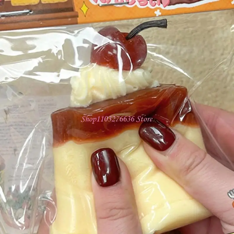 R6fd Streezable Caramel Puddings TPr Stress Ball Two Tone Design Dono soccorso