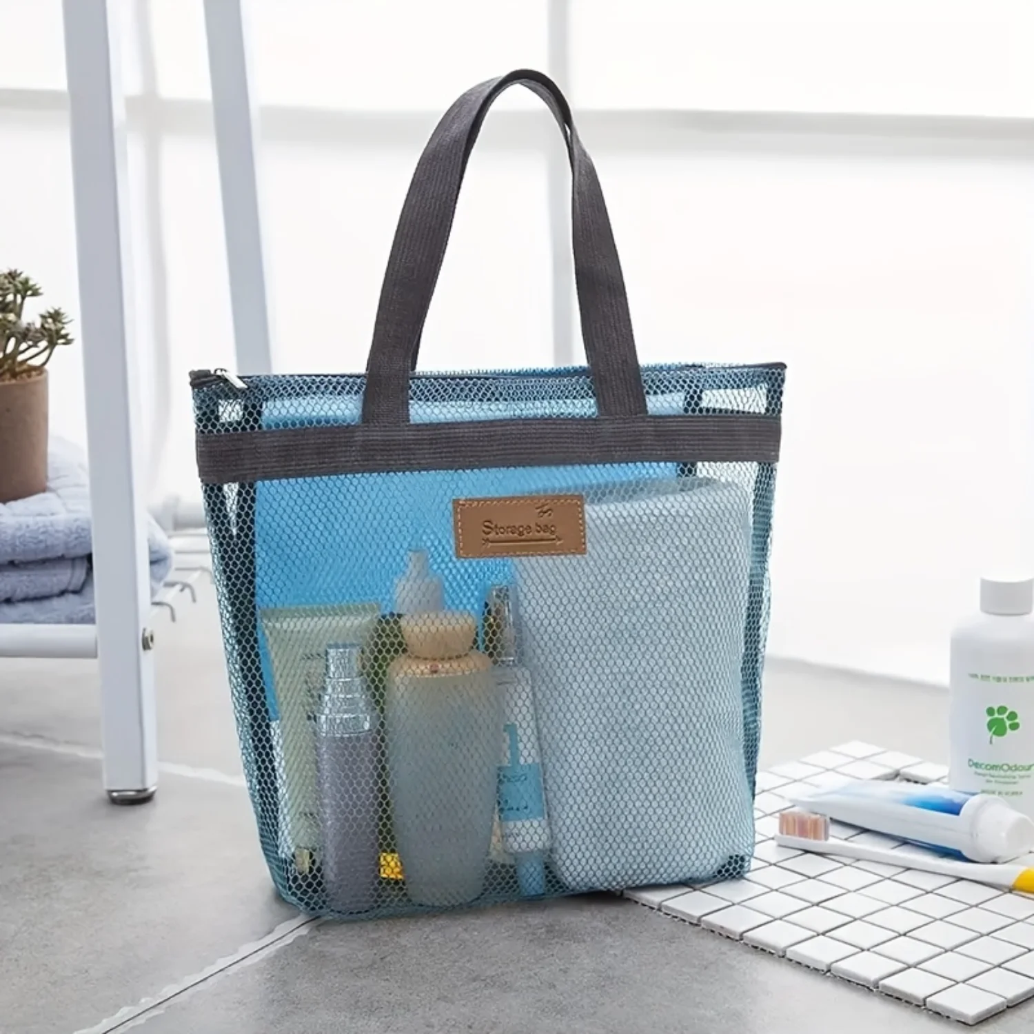 

1pc Travel Beach Bag, Mesh Bag, Toiletry Bag, Gym Bath Cosmetic Bag, Portable Outdoor Wash Swimming Bag, Travel Bag