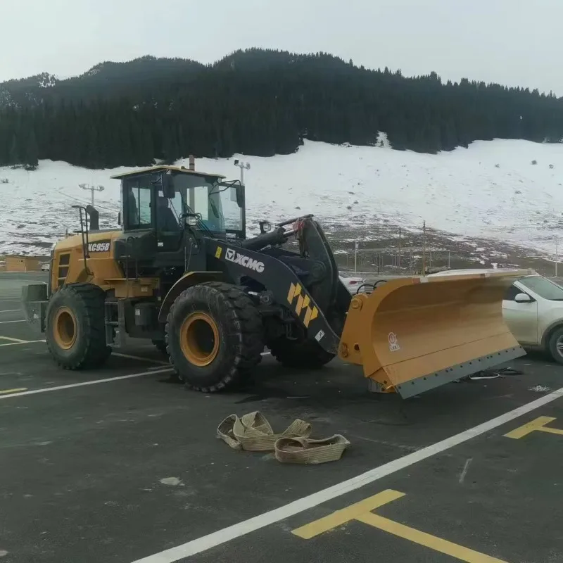 RSBM Home Use Hydraulic Snow Removal Machine with Winter Wiper Blade Clean Snow Removal Tool