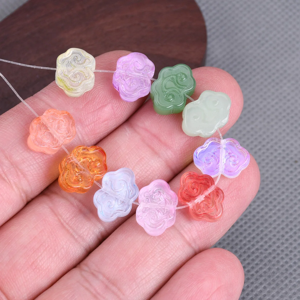 20pcs Chinese Auspicious Cloud Shape 9x13mm Handmade Lampwork Glass Loose Beads for Jewelry Making DIY Crafts Findings