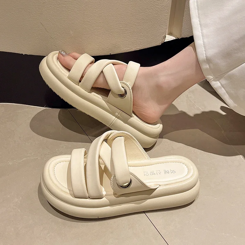 Women's Slippers 2024 Summer New Wearing Cross Thick Sole Sandals Outside Casual Elevated Open Toe Beach Women's Shoes