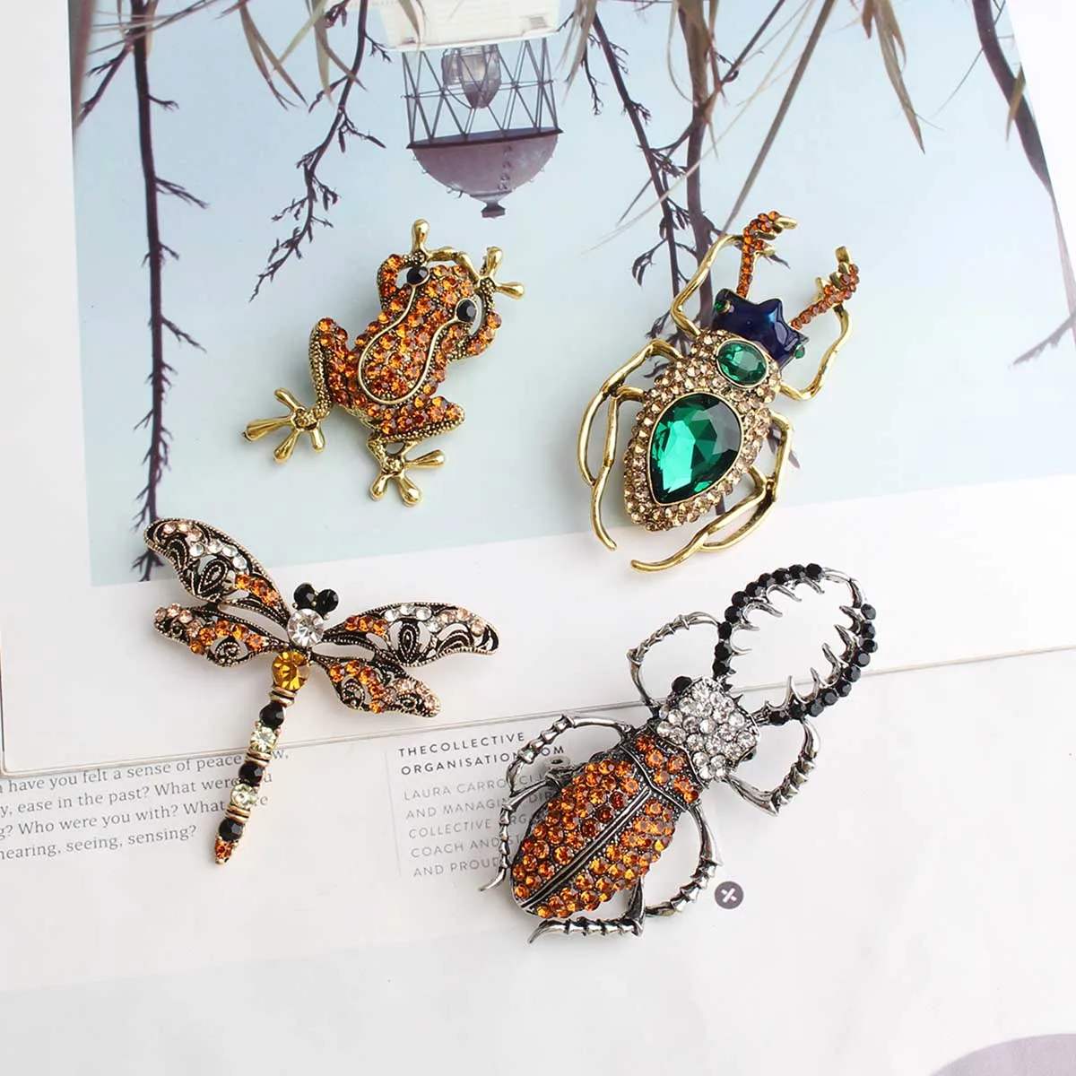 Pomlee 2024 Beetles Enamel Pin Rhinestone Bugs Brooch Insect Brooches And Pins Scarf Bag Clip Accessories view 2