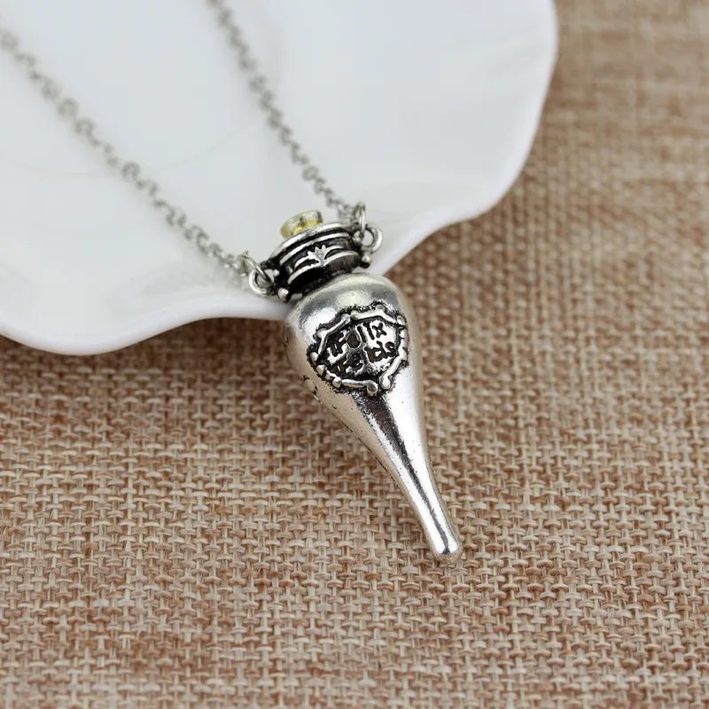 Movie Retro Magic Medicine Bottle Pendant Necklace Creative Men Women Cosplay Jewelry For Christmas gift