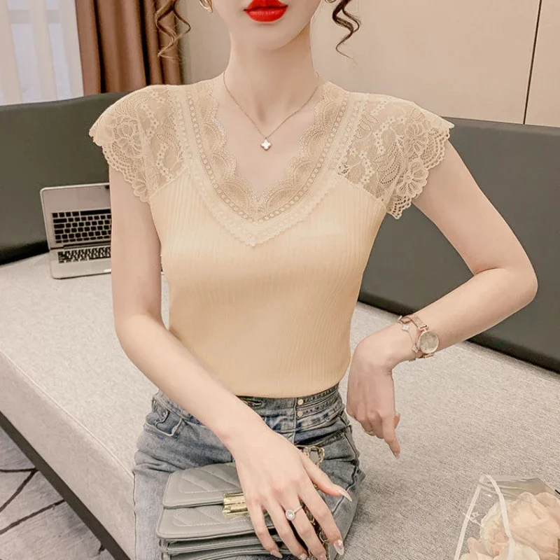 

Women's New Suspender Vest with Lace Elastic Sleeveless V-neck Slim Fit Versatile Bottoming and Commuting Korean Version ZL813