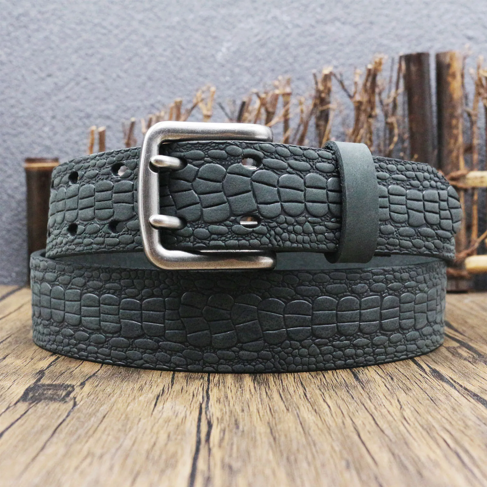 Full Grain Cowhide Leather Men Belt Antique Embossed Floral Carved Design Metal Pin Buckle Casual Jeans Waist Strap