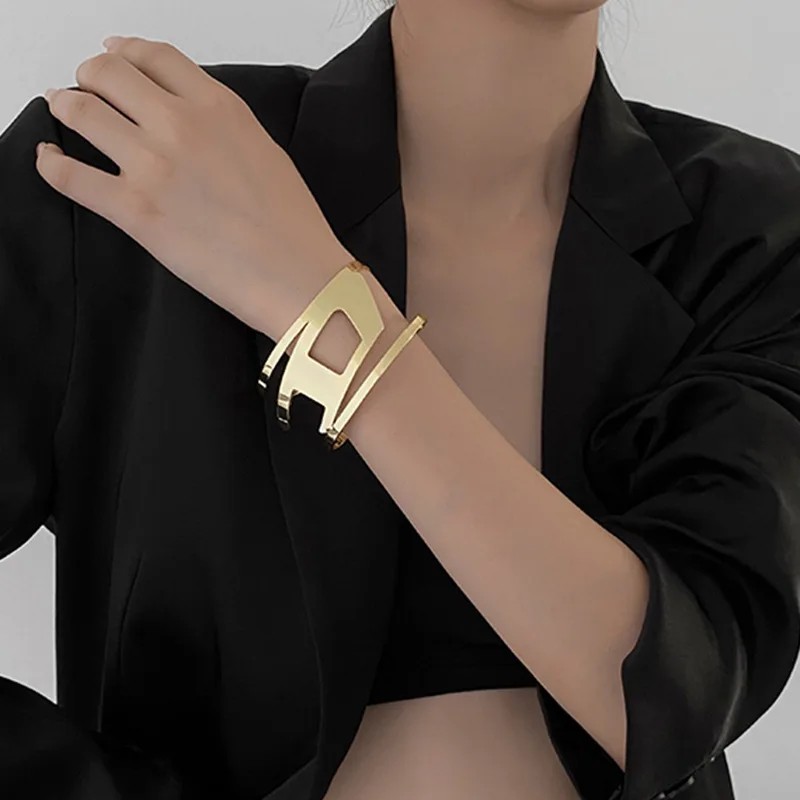 XIALUOKE Vintage geometryczne metalowe odkryte bransoletki z odkrytymi ramiączkami dla kobiet hiperbola Unisex bransoletka biżuteria