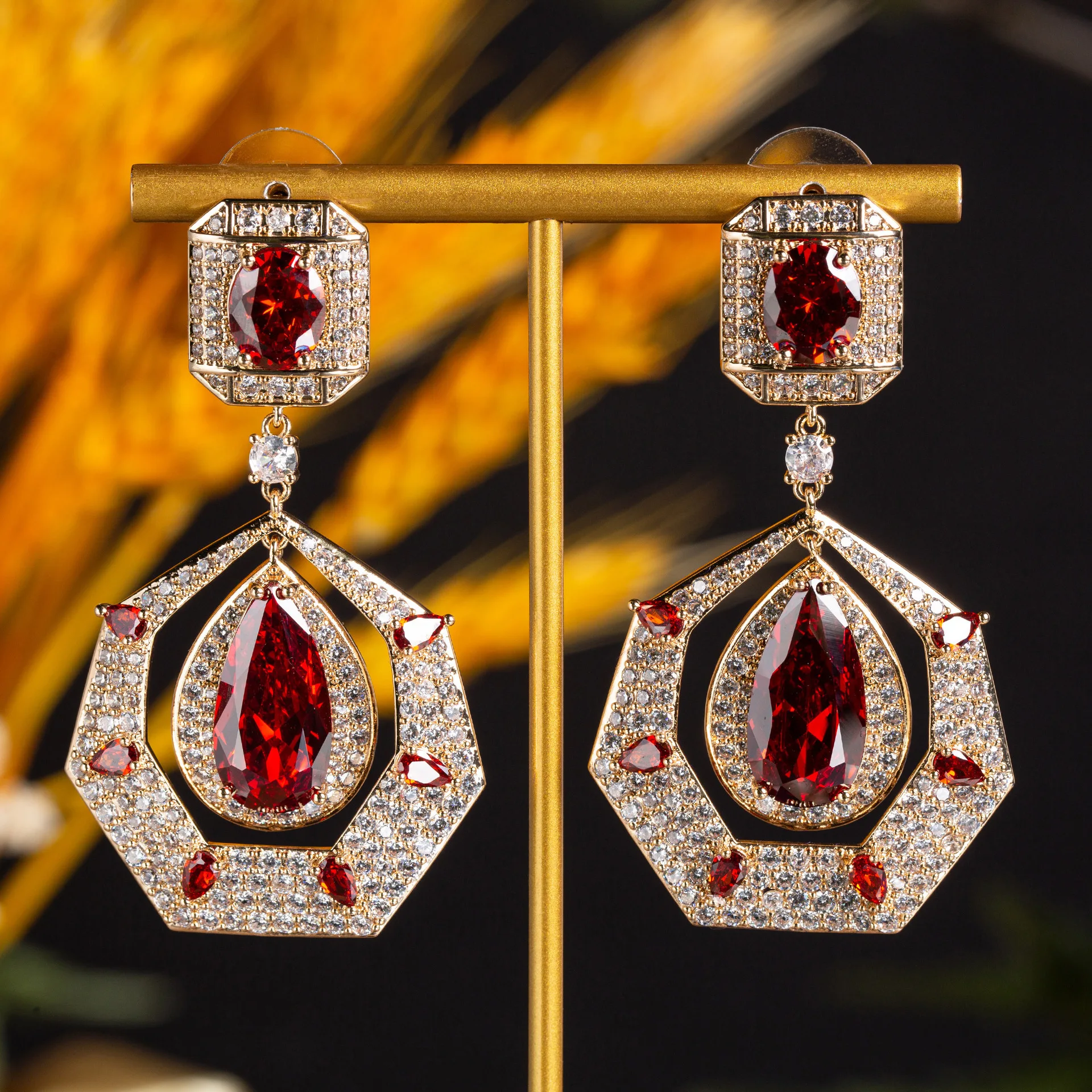 

Vintage Light Luxury Drop Earrings for Women - Silver Needle & Zircon, Luxurious Geometric Style, Fashionable Cubic Zirconia Dro