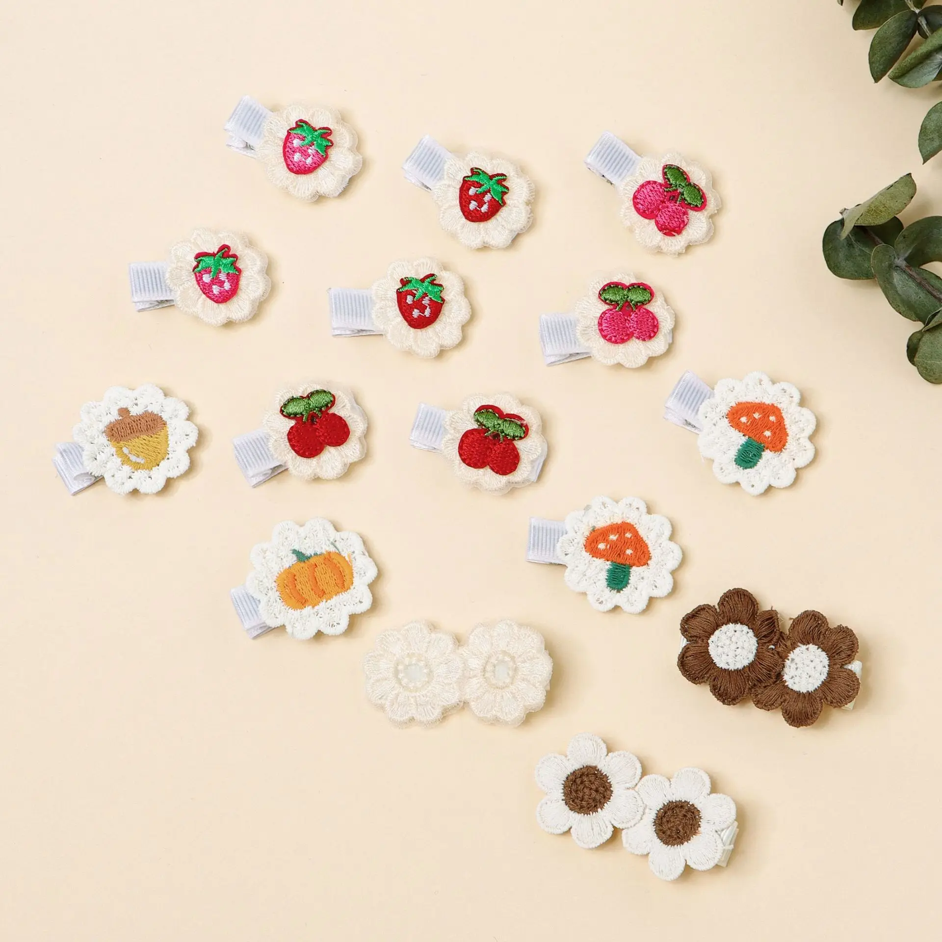 

100 Pcs/Lot, Cute Strawberry Cherry Mushroom Embroidery Bow Baby Hair Clips Handmade Mini Hairpins