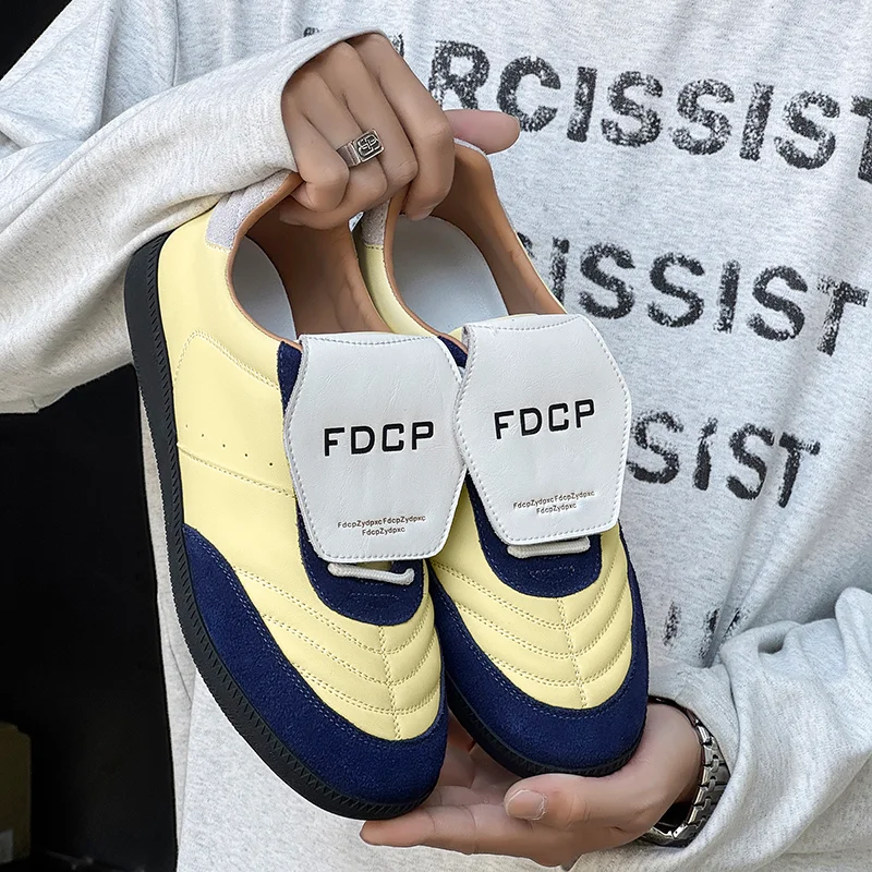 New hiking shoes men's casual non-slip wear-resistant hiking shoes men's outdoor lightweight camping waterproof sneakers