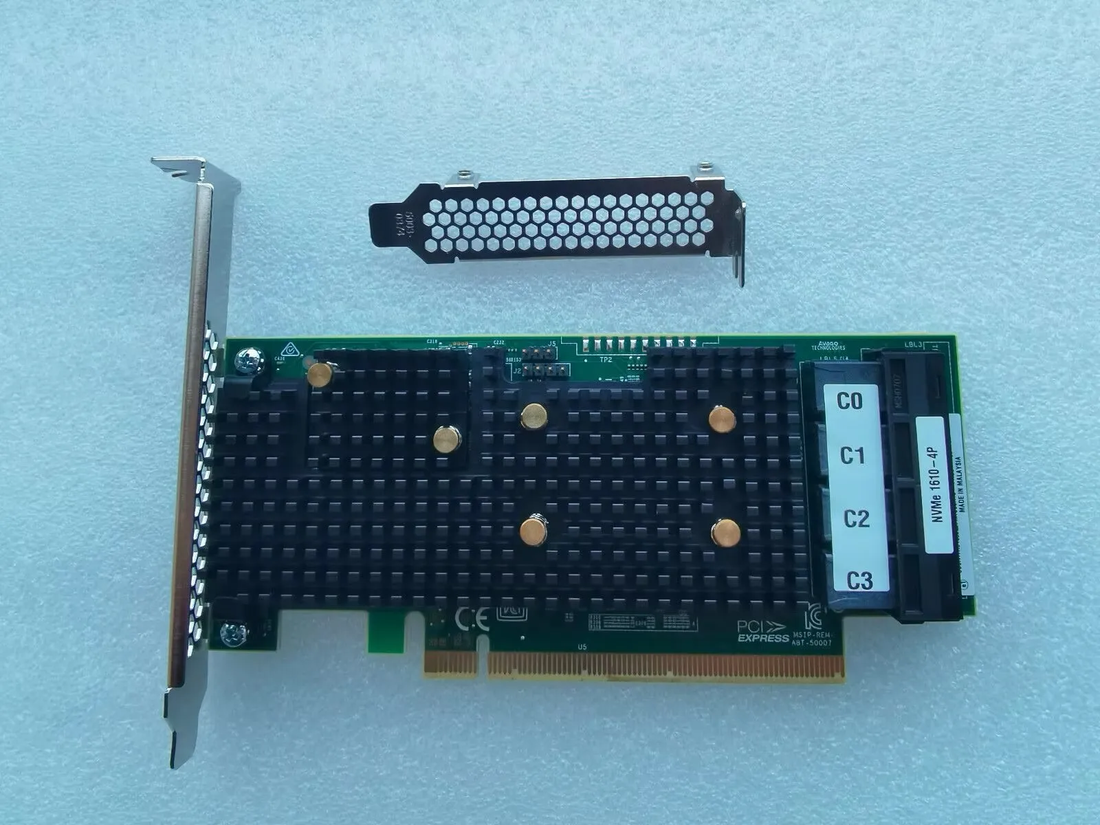 1610-4P NVMe 01KN504 Switch Adapter Storage controller card