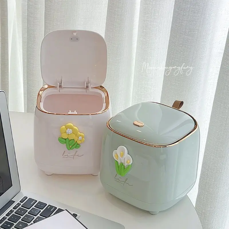 

Desktop Trash Bin Cute Affordable Luxury Style Household Bedroom Trash Can Office and Dormitory Storage Bucket Wastebasket