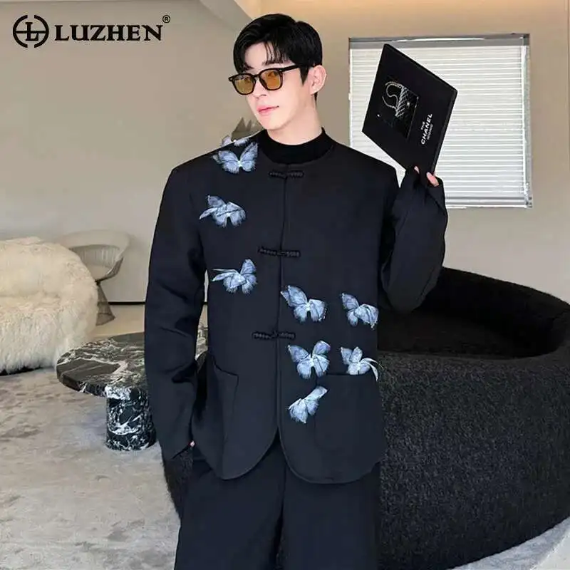 LUZHEN บุคลิกภาพ Movable ผีเสื้อตกแต่งรันเวย์แจ็คเก็ตหล่อ Classy Collarless ผู้ชายอินเทรนด์ Blazer LZ6063