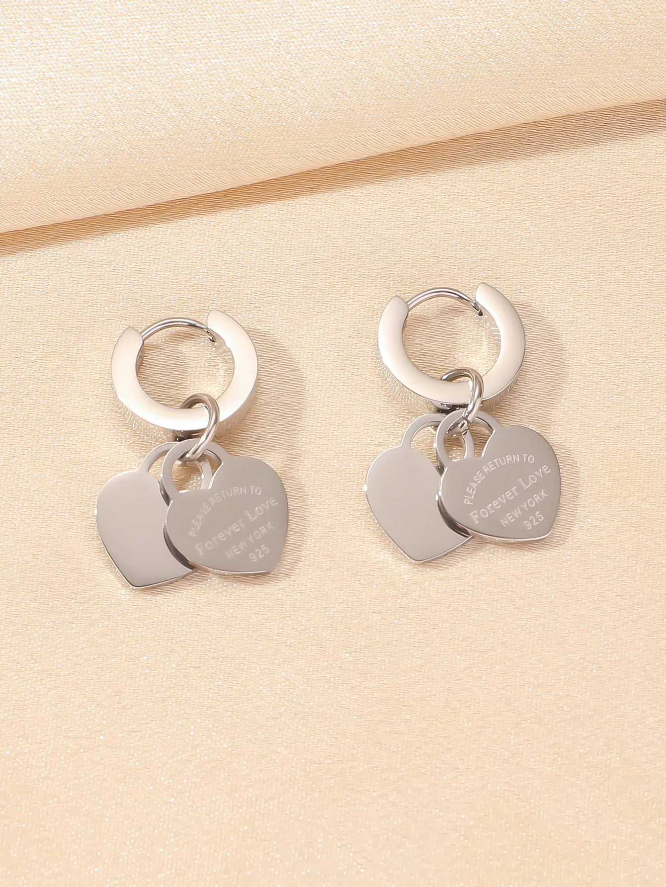 Fashion stainless steel double heart-shaped earrings necklace plated 18k titanium steel earrings