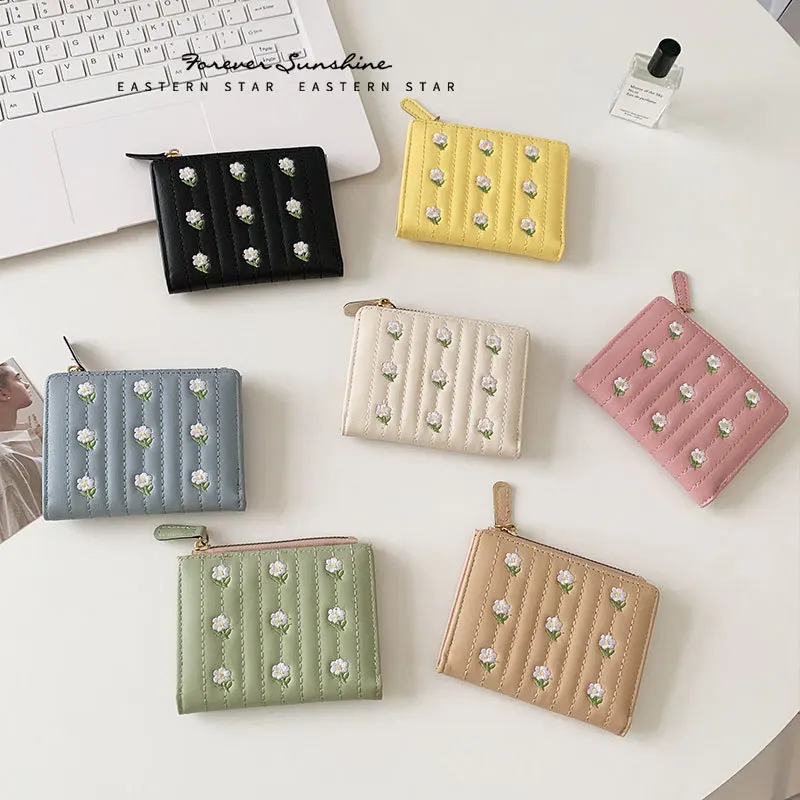 

Женский кошелек, модное корейское издание, милый женский кошелек с вышивкой, простая короткая сумка для мелочи, кожаный кошелек для монет