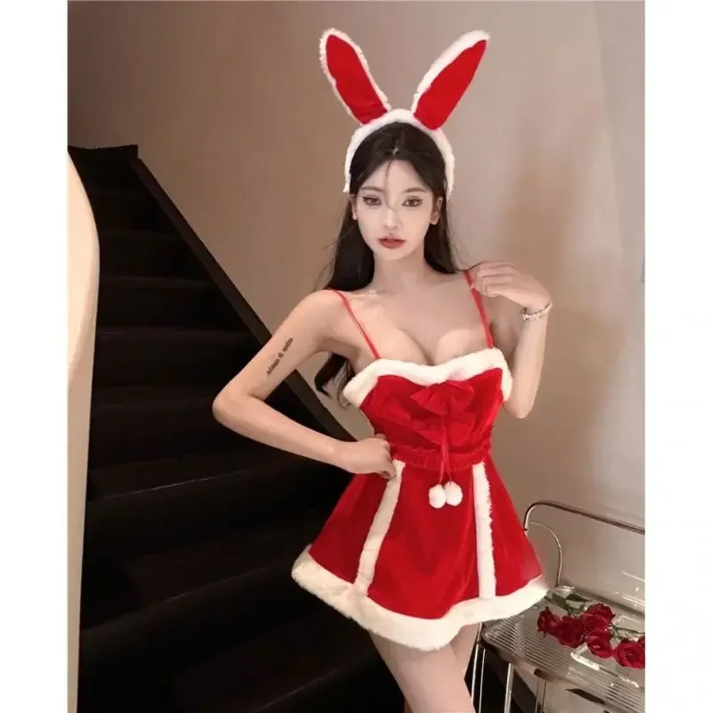 春のトレンドセクシーなパッチワークホローアウト胸元ラップスリングクリスマスドレス女性用ファッショナブルな赤いスリムキャミソールパーティードレス女性用