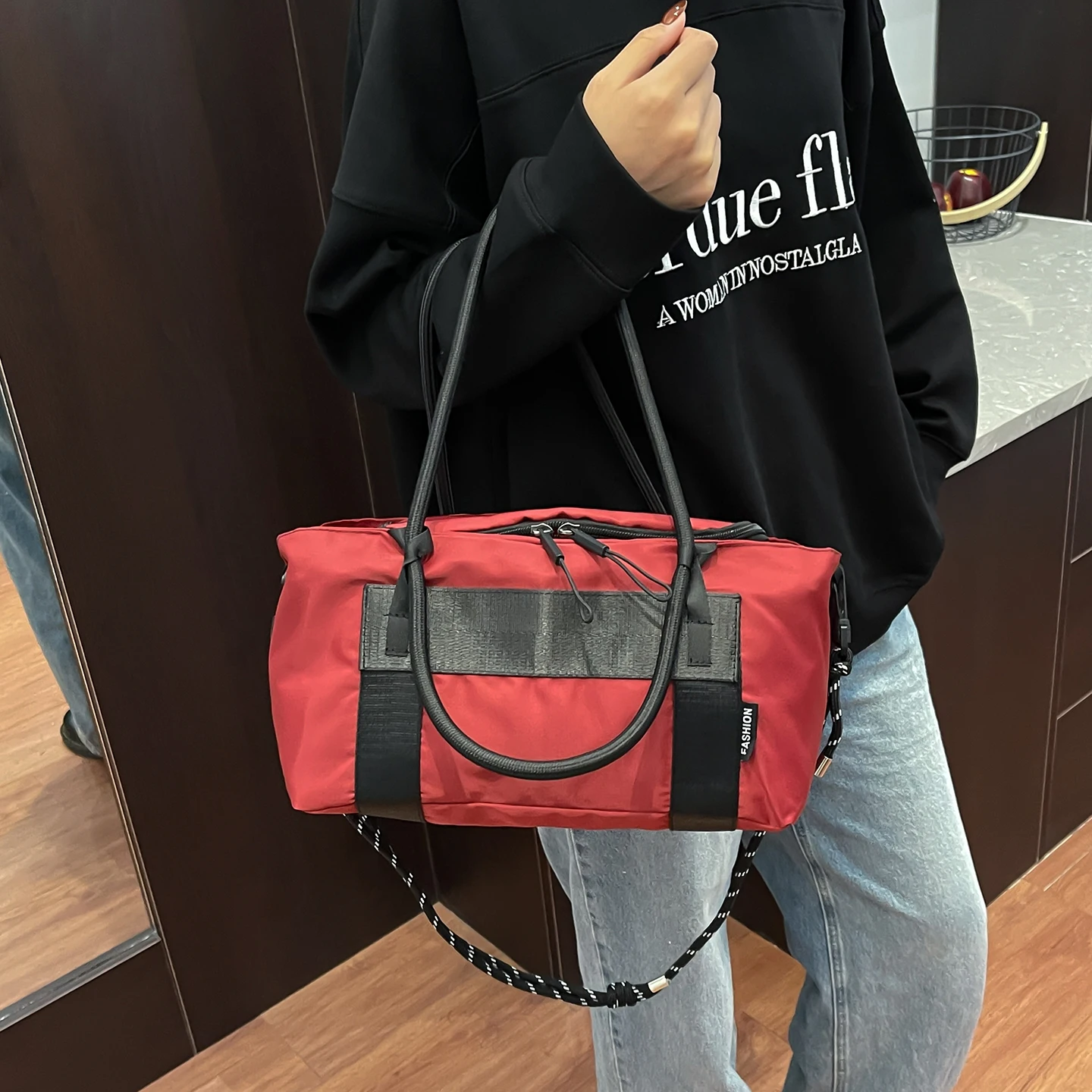 

Women's Versatile Nylon Shoulder Bag Trend Tote Crossbody Bag Fashion Casual Lightweight Travel Purse For Daily Commute Handbag