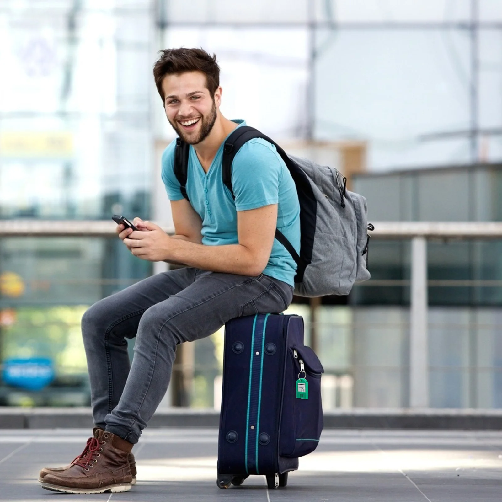 50 قطعة علامات سلسلة المفاتيح المميزة مع حلقة مقسمة تسميات الهوية القابلة لإعادة الاستخدام للفنادق حقائب الأمتعة العلامات الرئيسية علامة الأمتعة معرف التسمية