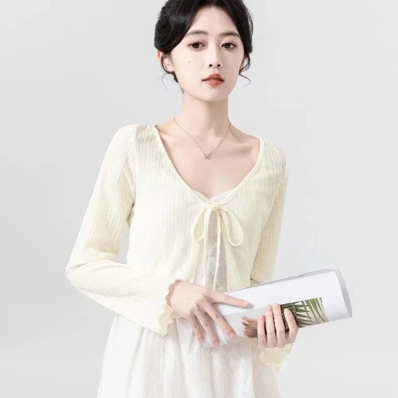 Cardigan solido da donna estivo sottile manica lunga con lacci camicie in maglia da donna casual semplice scollo a V crop top vestiti