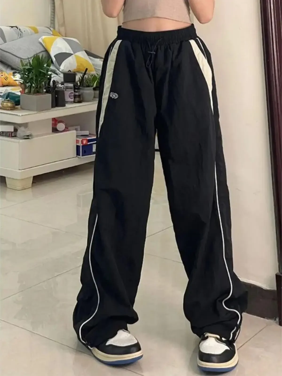 Women Casual Wide Elastic Waist Sweatpants Loose Y2K Joggers Hip Hop Leg Cargo Pants Drawstring Solid Streetwear Baggy Trousers