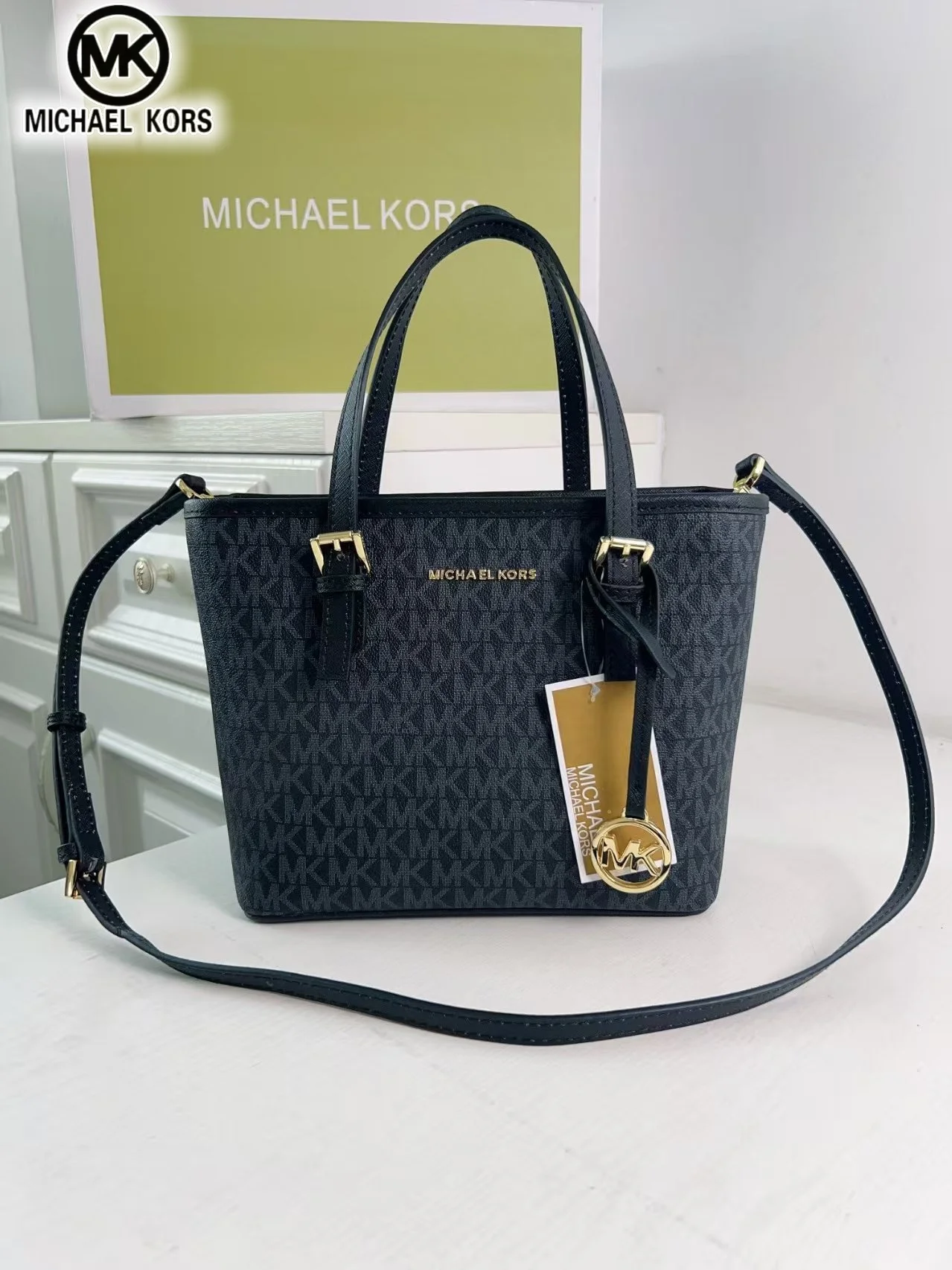 2026 MICHAEL KORS Fashion Women's High End Shoulder Crossbody Bag MK Classic Flower Handbag High Quality Texture Bucket Bag