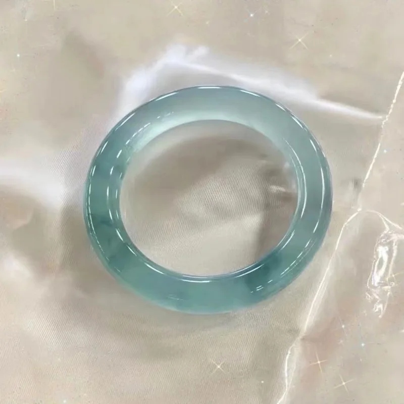 Bracelet en jade naturel de haute qualité avec motifs floraux, en jadéite de verre ancien de Birmanie, humide et rond.