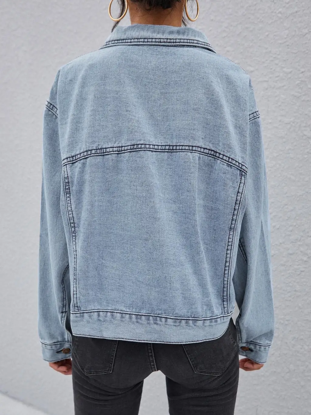 Flap Pocket Patched Button Up Denim Jacket Women Jean Jacket Casual Slim Long Sleeve Denim Coat oversize Denim Jacket