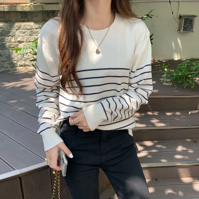 Fashion O-neck Striped Loose Sweaters Spring Autumn New Long Sleeve Trend Knitting Pullovers Top Vintage Casual Women Clothing