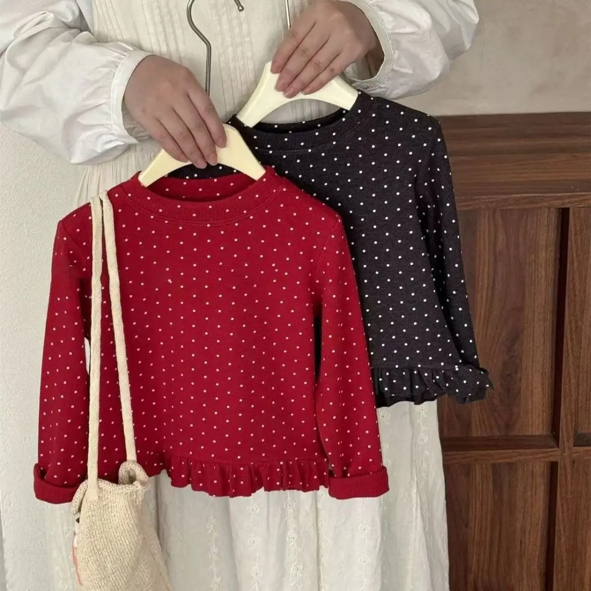 Polka Dot Top Versatile Western Style Korean Version Sweet Girl's New Autumn Base Shirt Polka Dot Control Long Sleeved Shirt