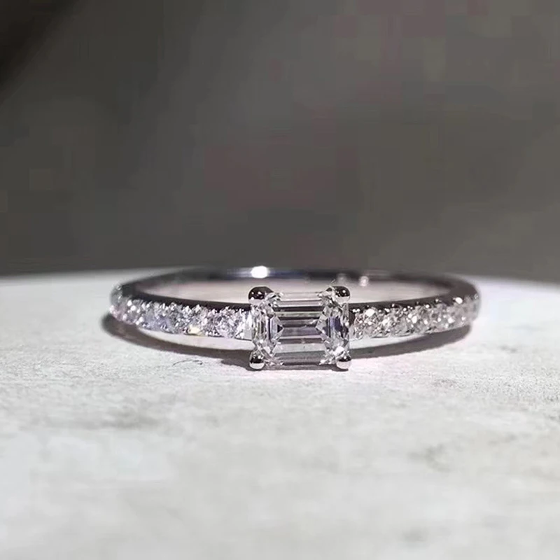 Huitan Fashion Design kobiety ring Finger z olśniewającym cyrkoniami kamień wykwintne cienkie pierścienie ślub panny młodej Party elegancka biżuteria