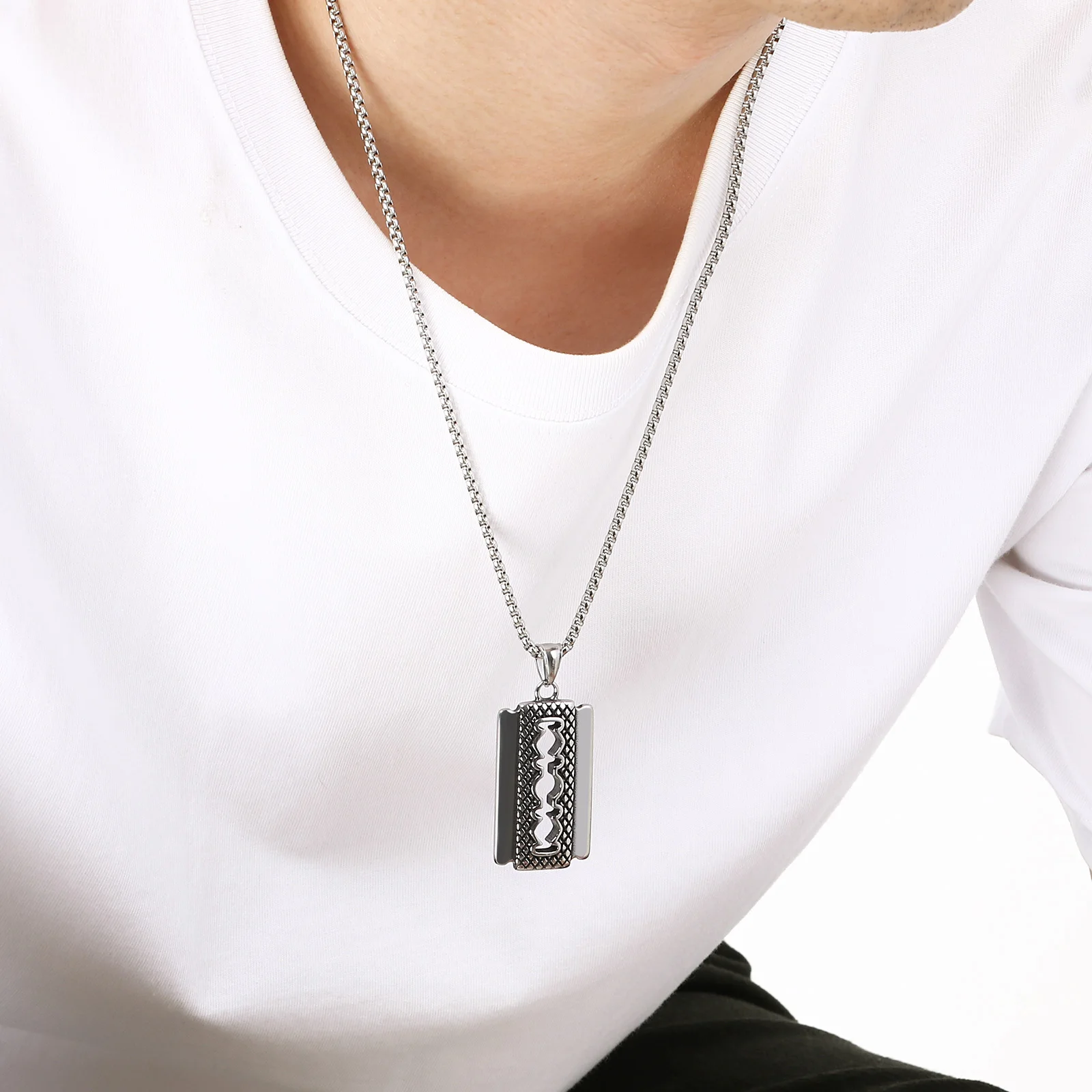 สร้อยคอจี้ใบมีดโกนสองด้านสไตล์ - Fashion Street Singapore บทวิจารณ์และราคา