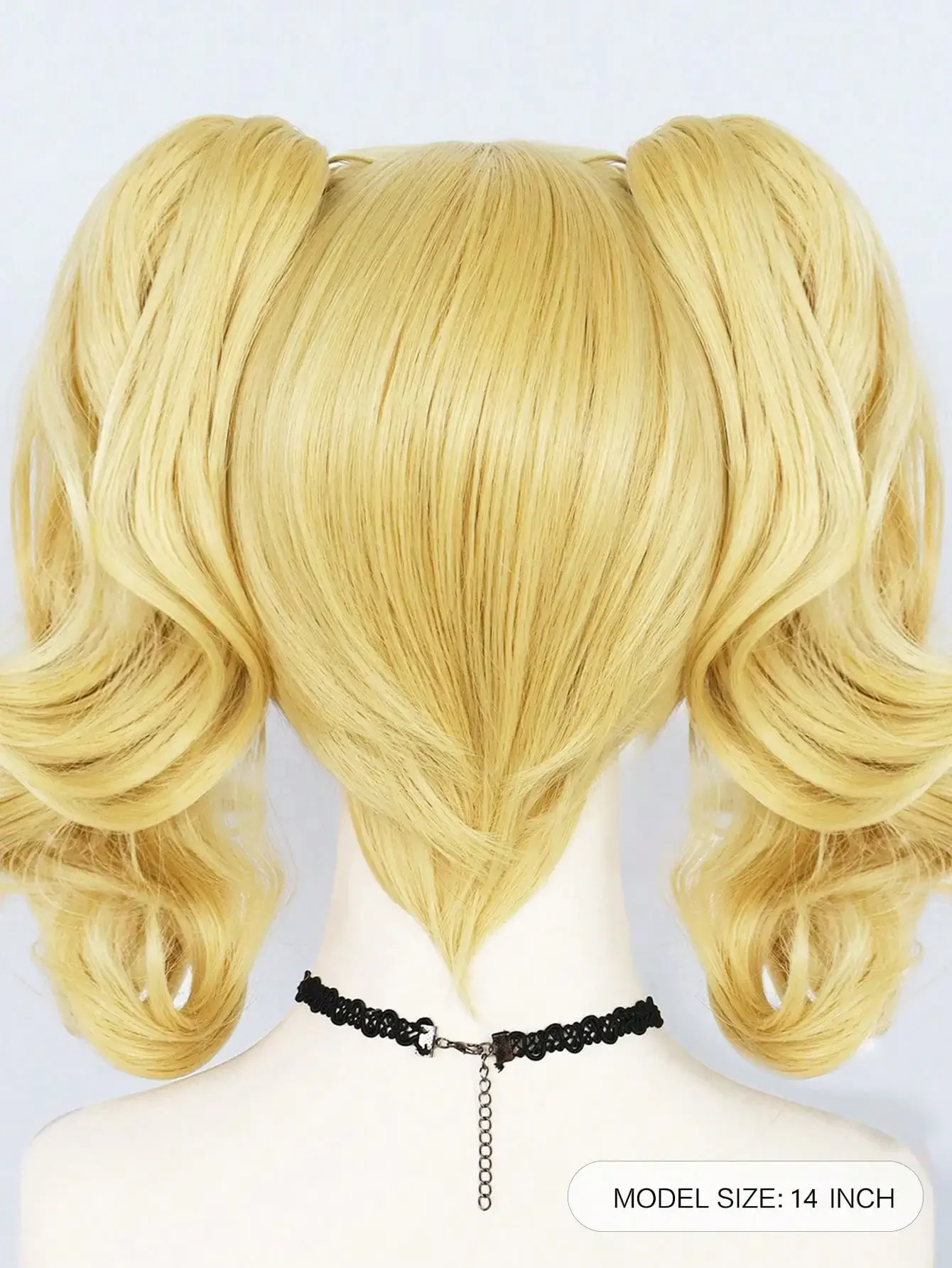 Perruques blondes de 14 pouces avec frange et 2 queues de cheval pour une utilization en fête perruque Bob droite per