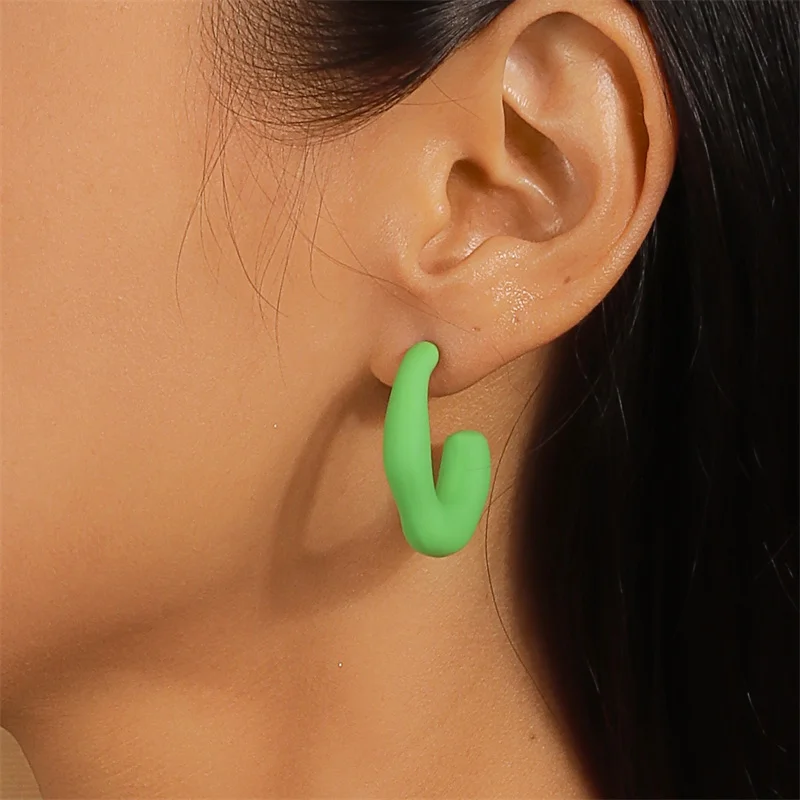 Aihua New Multicolour Circle Acrylic Hoop Earrings Korean Neon Matte C-Shaped Geometric Earring Statement Jewelry for Women
